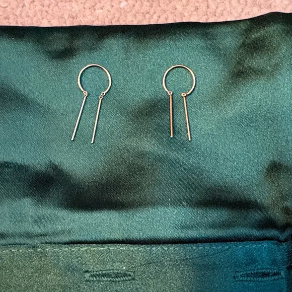 Jack and G 14k Gold Hoop Earrings - Picture 2 of 2